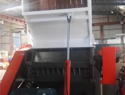 plastic-crusher-for-thick-walled-products08224321116